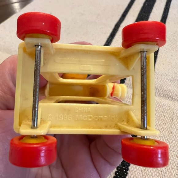 80s Muppet Babies Fozzie Bear Figure 1986 with Horse McDonalds Happy Meal 2" - Picture 3 of 3